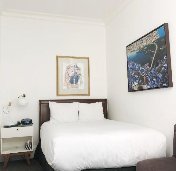 اتاق عادی با تخت دوبل, Victorian