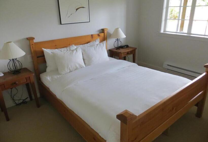 デラックススイート2ベッドルーム, Waters Edge Shoreside Suites