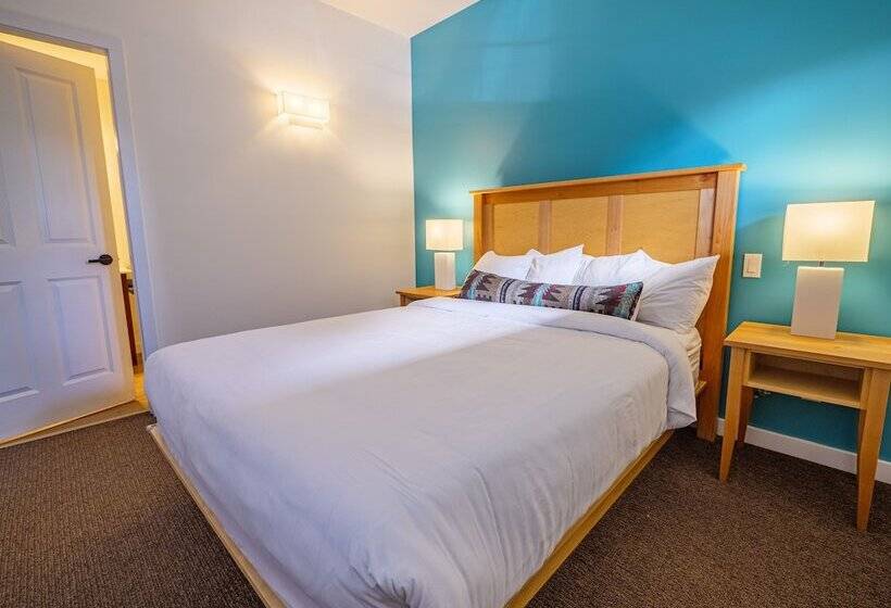 キングサイズベッドのスイートルーム, Waters Edge Shoreside Suites