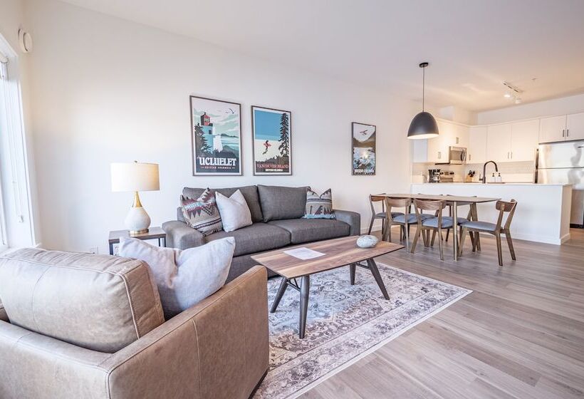Люкс Кровать Кинг, Waters Edge Shoreside Suites