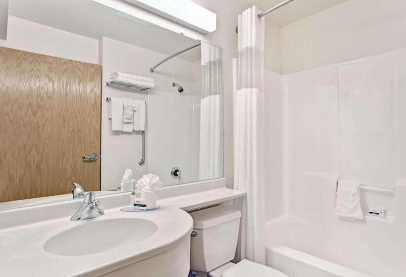 إستوديو قياسى, Microtel Inn & Suites Cheyenne