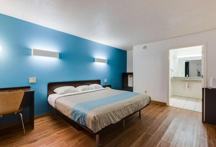 غرفة قياسية لذوى الاحتياجات الخاصة, Motel 6 Kingston, Tn