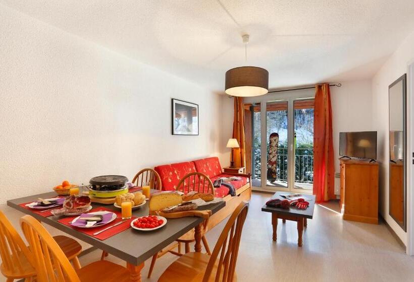 스탠다드 스튜디오, Residence Nemea Les Grands Ax