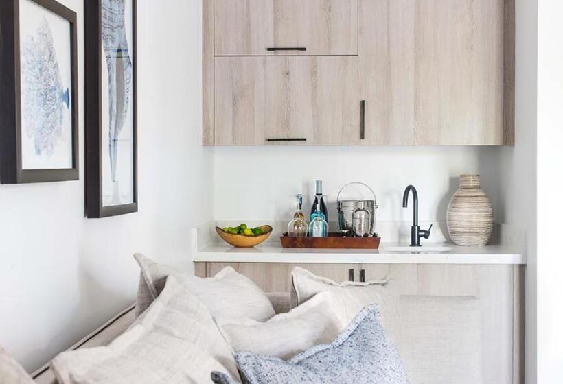 スリーベッドルーム　ヴィラ, Parrot Key Hotel & Villas