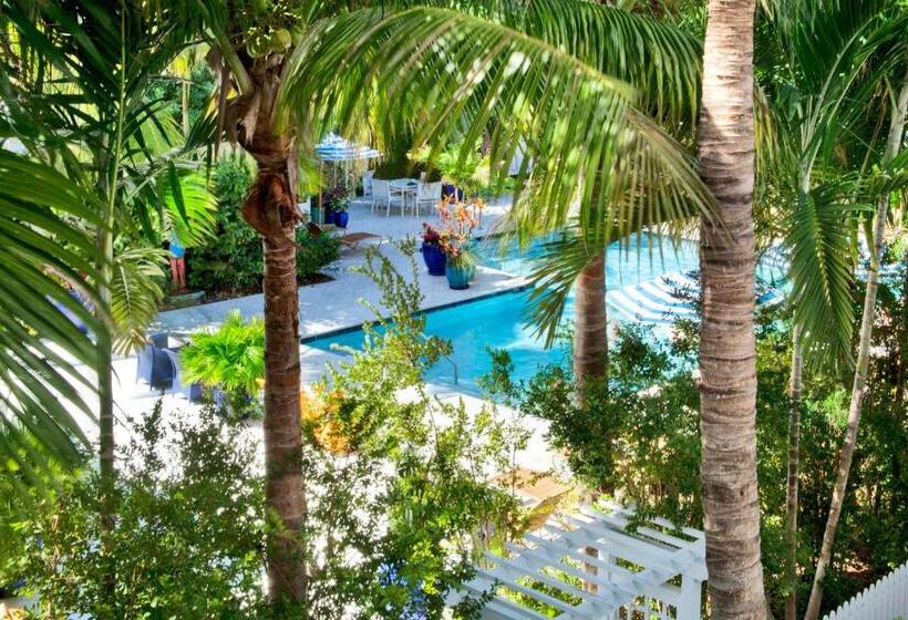 ガーデンビューの３ベッドルームビラ, Parrot Key Hotel & Villas