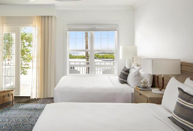 ２ダブルベッドのスタンダードルーム, Parrot Key Hotel & Villas