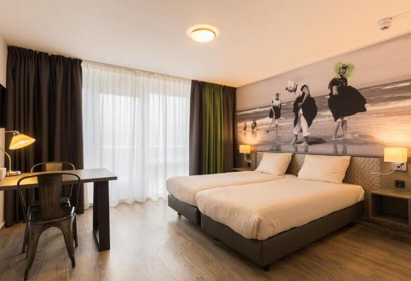 Comfort room with balcony, Strandhotel Bos En Duin