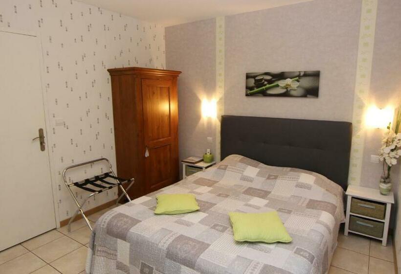 غرفة قياسية, Chambres D Ault