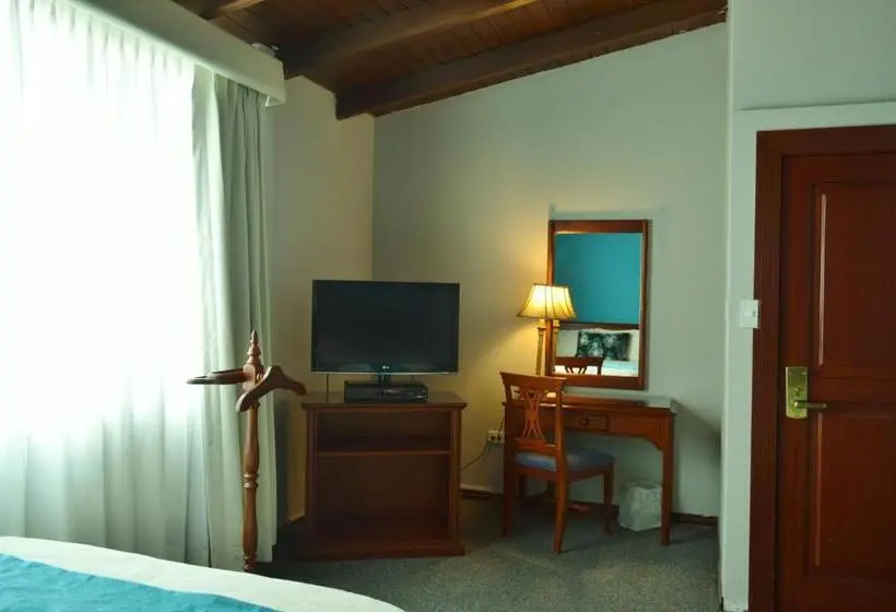 スタンダードトリプルルーム, La Carolina Inn