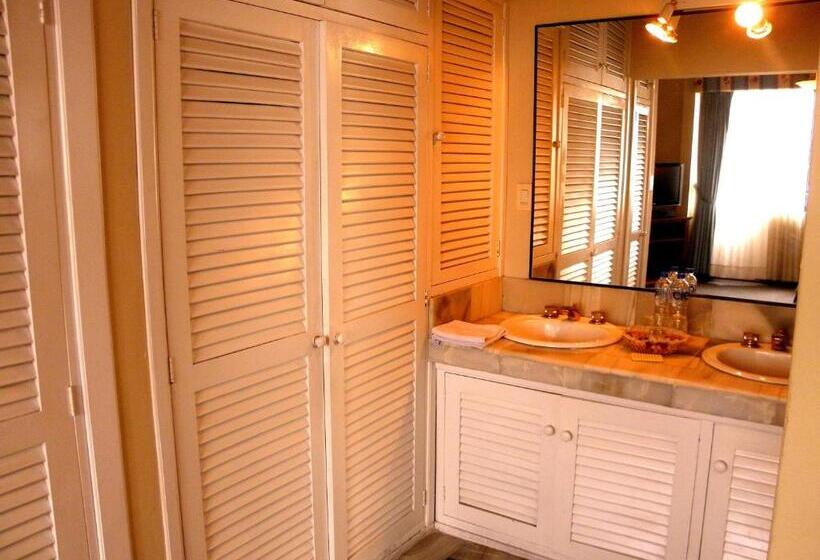 스탠다드 트리플 룸, La Carolina Inn