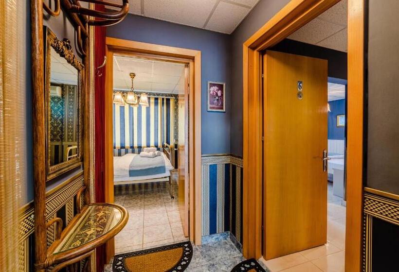 Номер Стандарт, Plexus Boutique