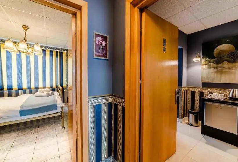 Standard Room, Plexus Boutique