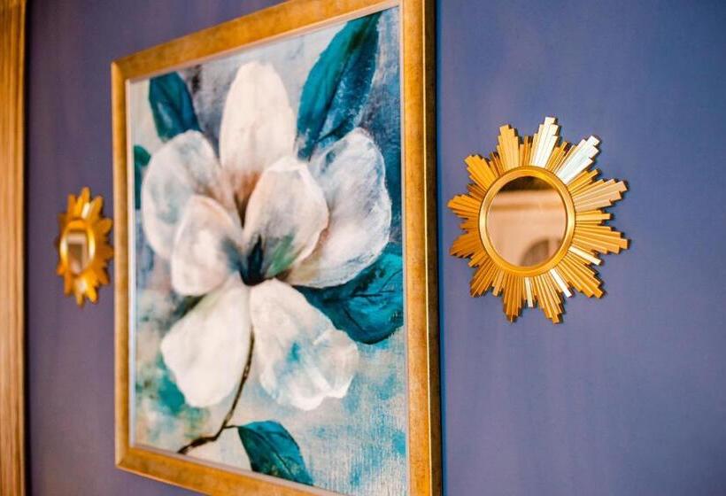 Номер Стандарт, Plexus Boutique