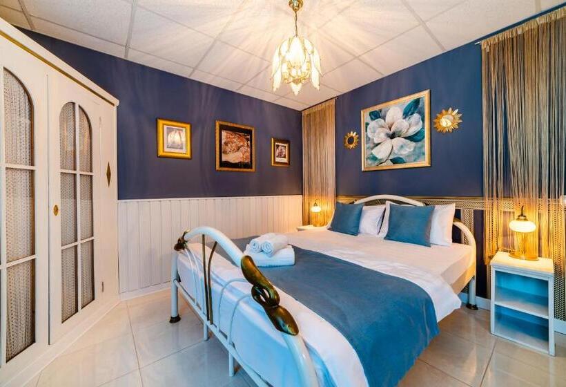 Апартаменты Deluxe 1 Спальня, Plexus Boutique