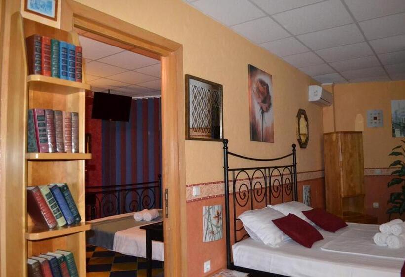 Family Suite, Plexus Boutique