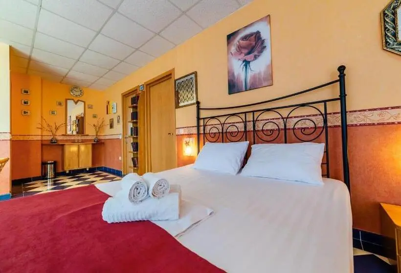 Family Suite, Plexus Boutique