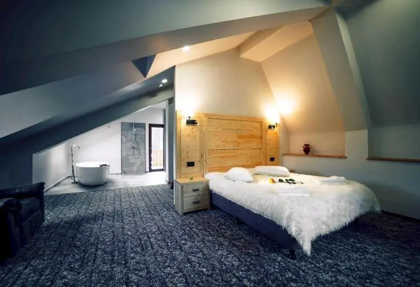 １ベッドルームドゥプレックスアパートメント, Popasul Domnesc  Resort& Spa  Voronet Vue