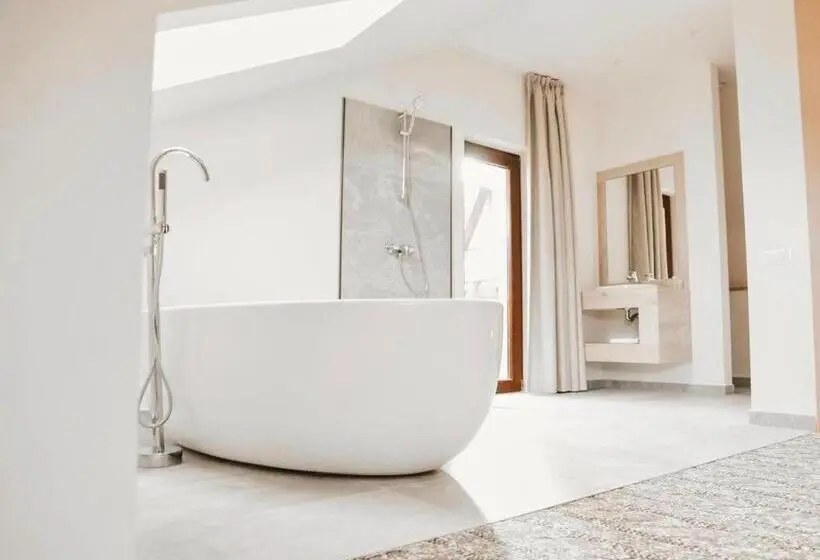 １ベッドルームドゥプレックスアパートメント, Popasul Domnesc  Resort& Spa  Voronet Vue