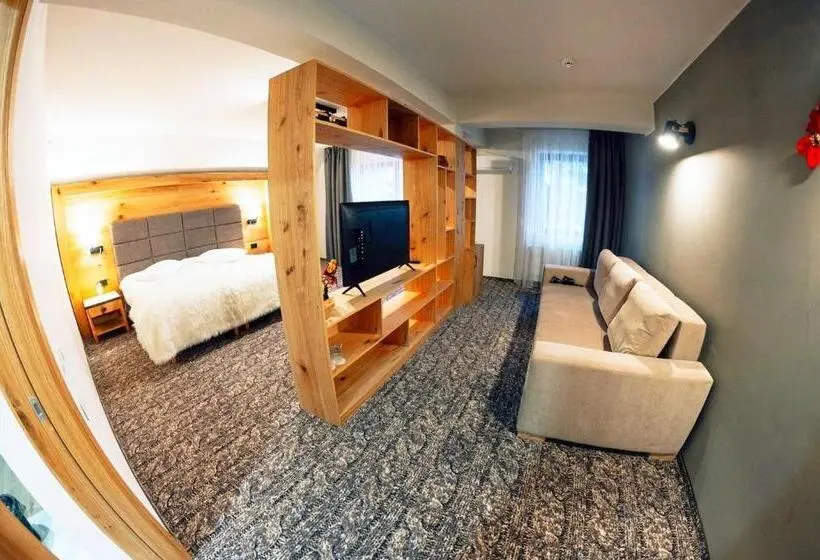 バルコニー付きジュニアスイート, Popasul Domnesc  Resort& Spa  Voronet Vue