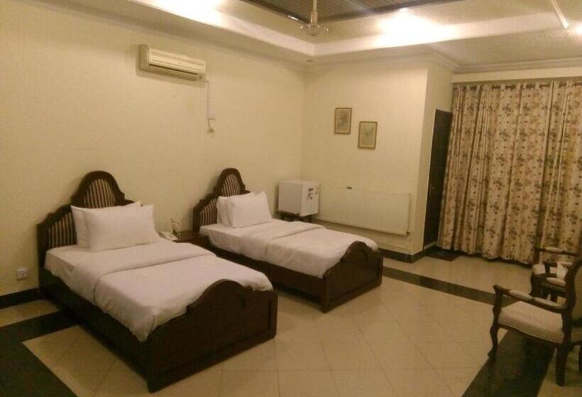 اتاق لوکس, Islamabad Royal Inn