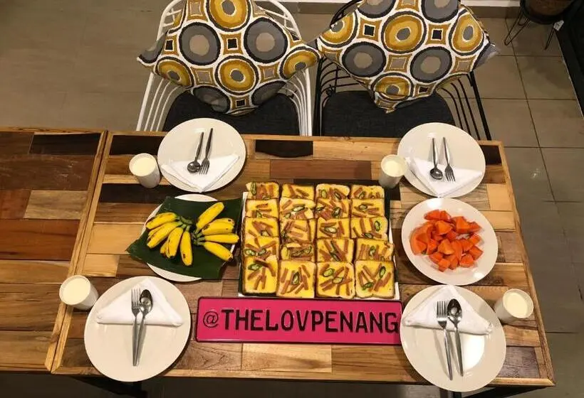 スタンダードトリプルルーム, The Lov Penang
