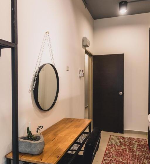 غرفة قياسية سرير كينج, The Lov Penang