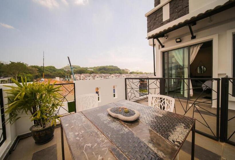 غرفة ديلوكس, The Lov Penang