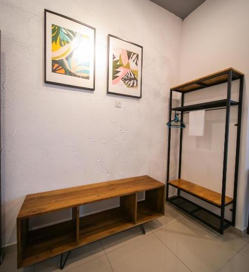 إستوديو سوبيريور, The Lov Penang