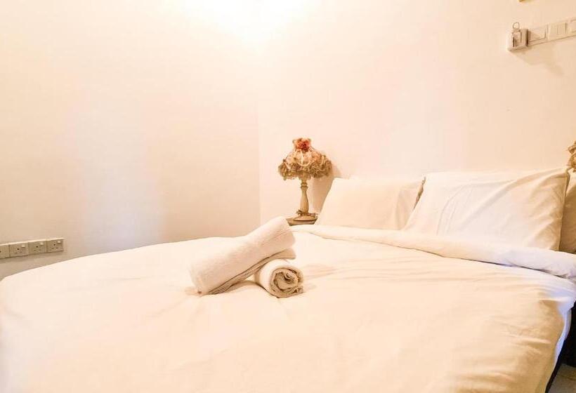 إستوديو قياسى, The Lov Penang