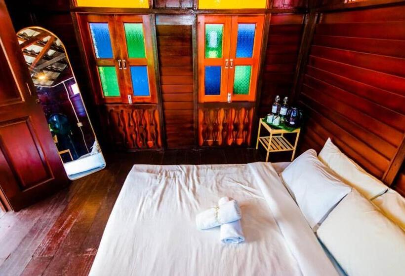 إستوديو قياسى مطلّ علي الحديقة, The Lov Penang