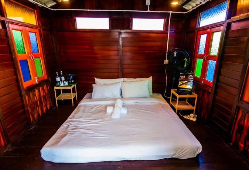 إستوديو قياسى مطلّ علي الحديقة, The Lov Penang