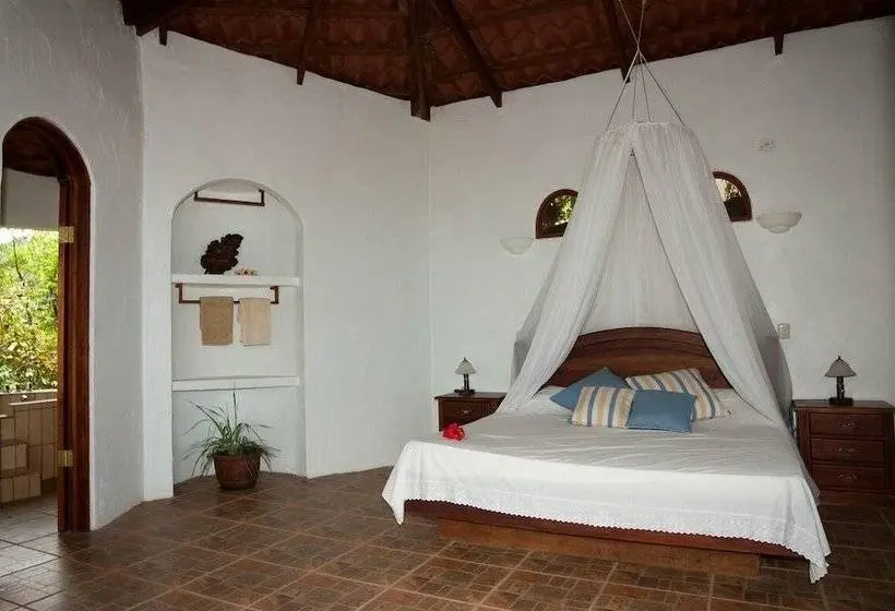 デラックスバンガロー, Lagunavista Villas