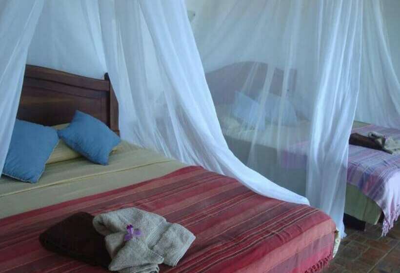 بنگله خانوادگی, Lagunavista Villas