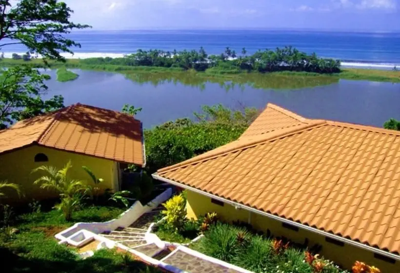 家族用バンガロー, Lagunavista Villas