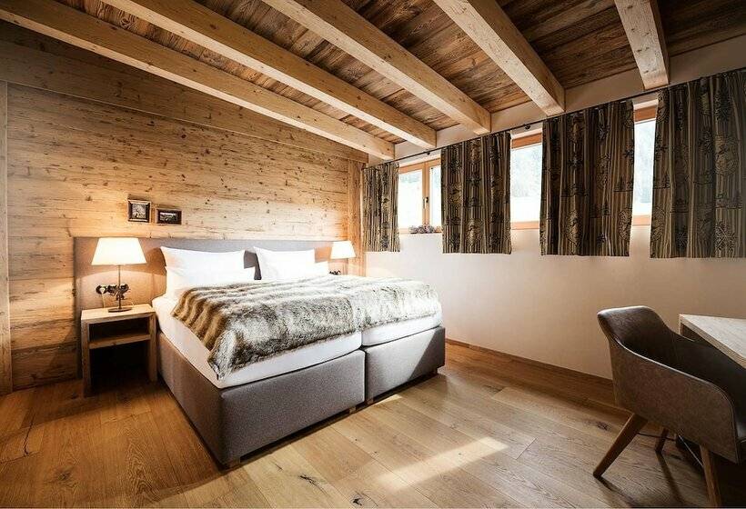 Апартаменты Comfort 3 Спальни, Galzig Lodge