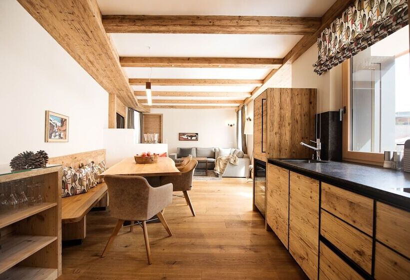 3 베드룸 컴포트 아파트, Galzig Lodge