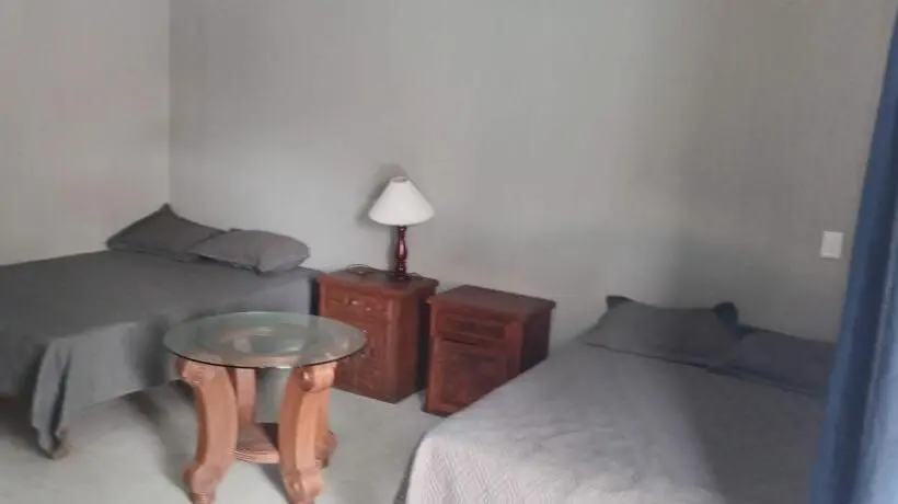 スタンダードバンガロー, Casa Raymundo Suites