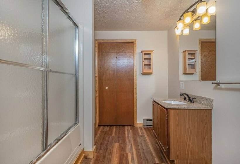 منزل غرفة نوم واحدة, Sunset Ridge