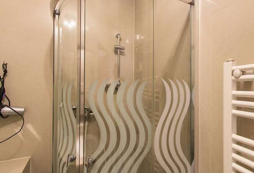 اتاق استاندارد یک نفره, Apartamenty Kajzer