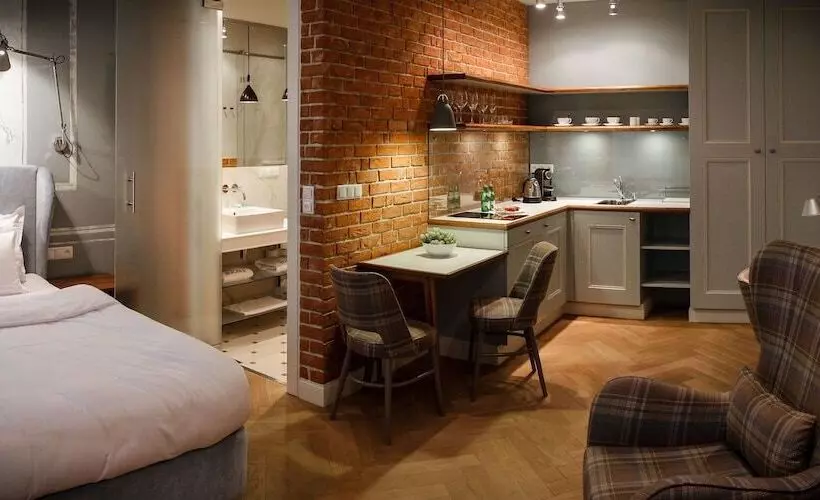 استودیوی لوکس, Apartamenty Bracka 6
