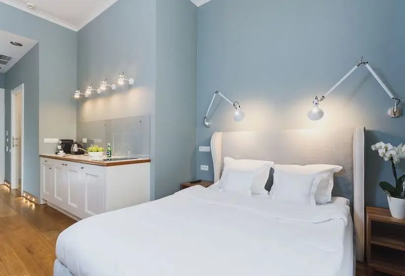 استودیوی سوپریور, Apartamenty Bracka 6