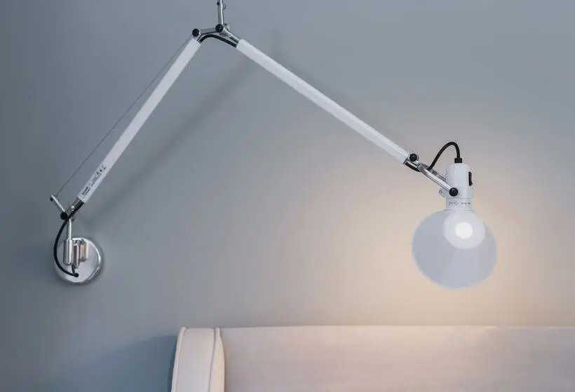 استودیوی سوپریور, Apartamenty Bracka 6