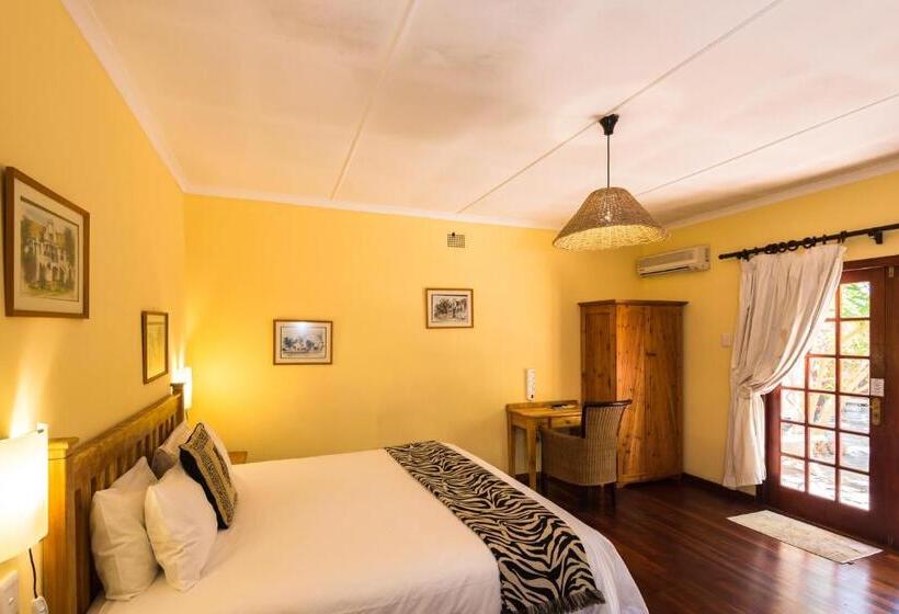 豪华房间带漩涡浴缸, French Lodge International