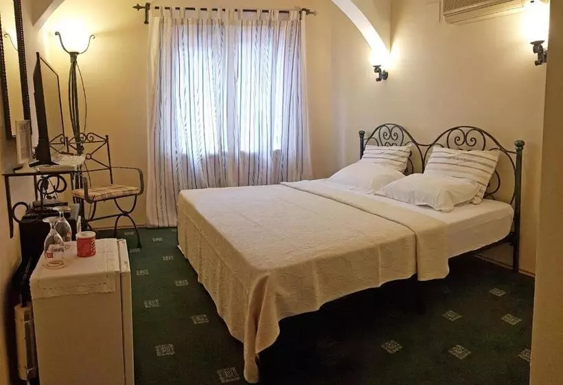 اتاق استاندارد, A&b Home