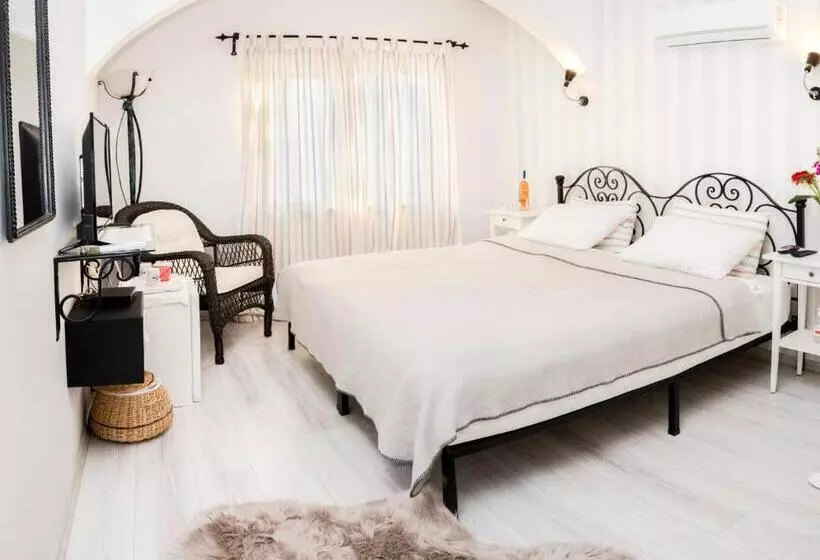 اتاق استاندارد, A&b Home