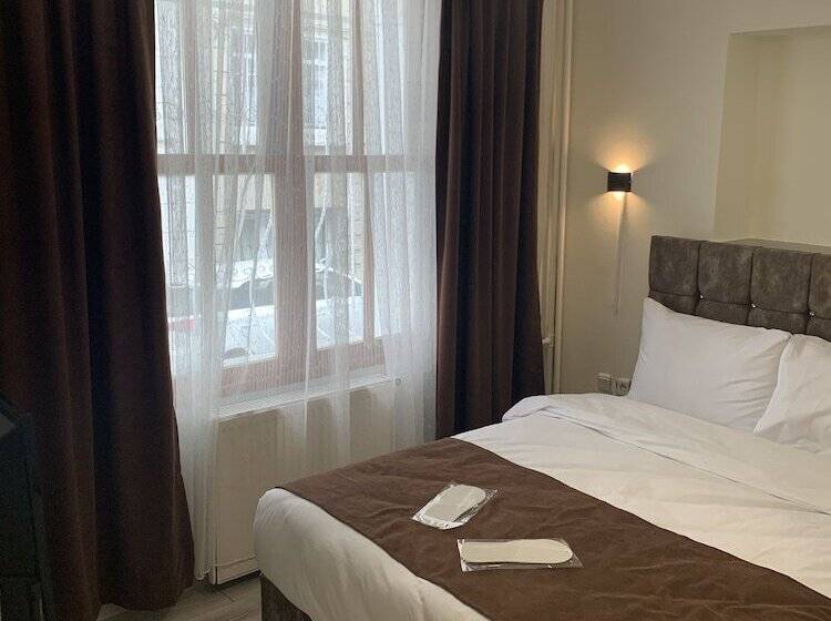 スタンダードルーム, Antique