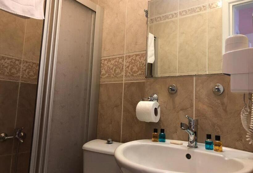 スタンダードルーム, Antique