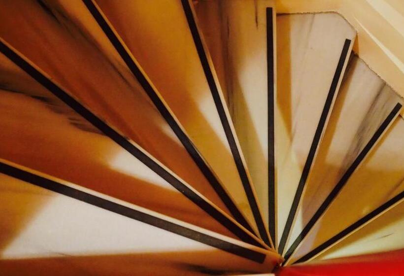 オーシャンビュースタンダードルーム, Antique