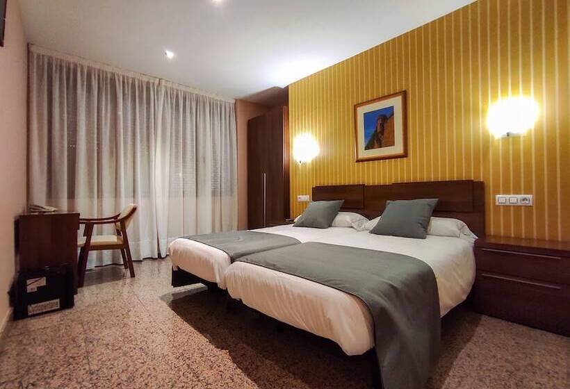 스탠다드 룸, Arcos Catedral