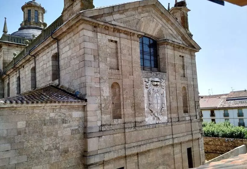 اتاق استاندارد چهار تخته, Arcos Catedral
